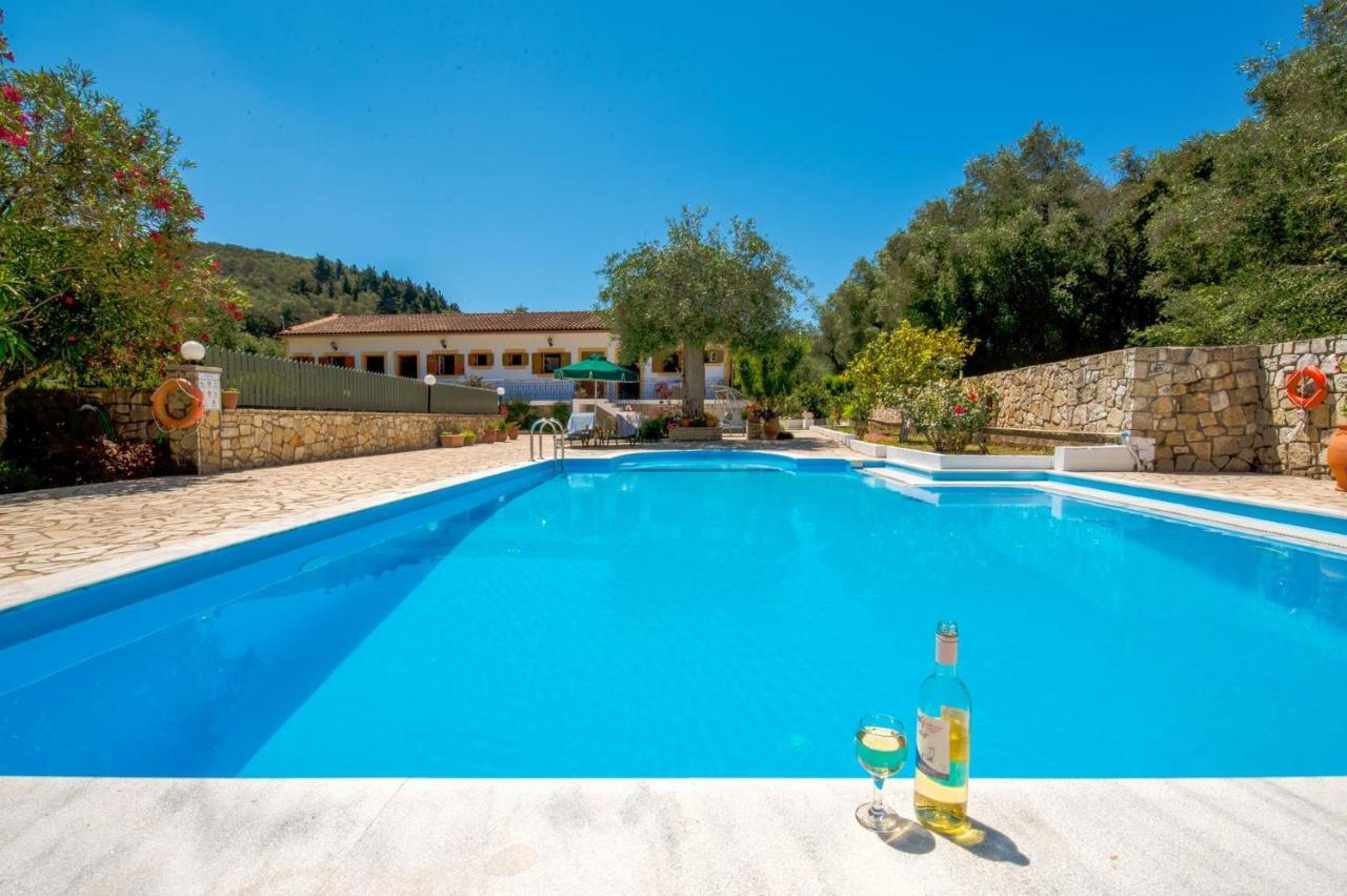 Livadi Studios With Pool Лакка Екстер'єр фото